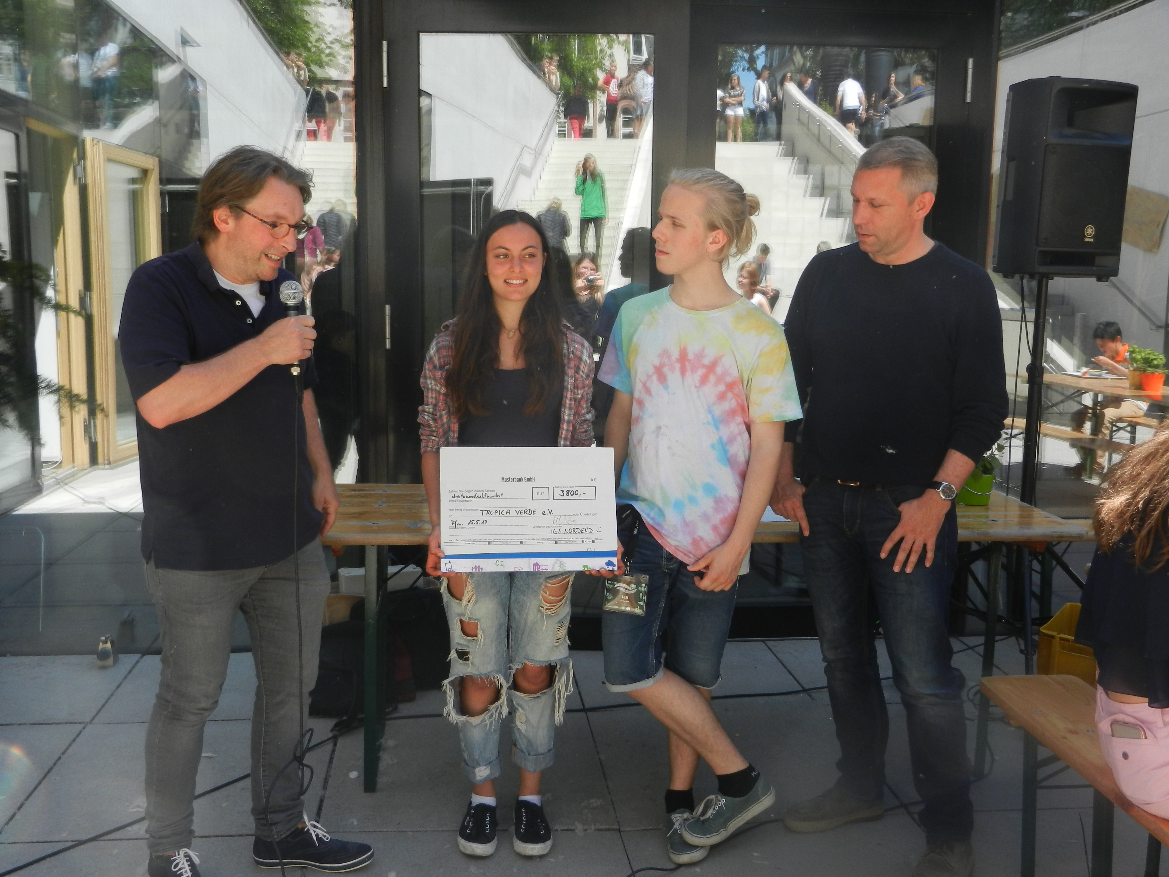 Schüler spenden Bäume für den Ameisenbären