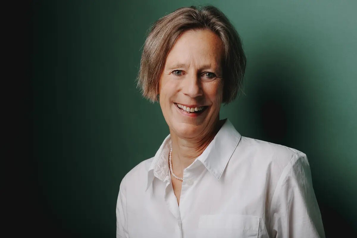 Beate Klein Beate Klein waagrecht